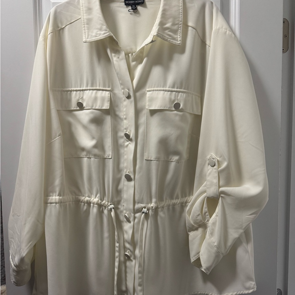 Modern Basics Cream Button-Front Drawstring Shirt Jacket